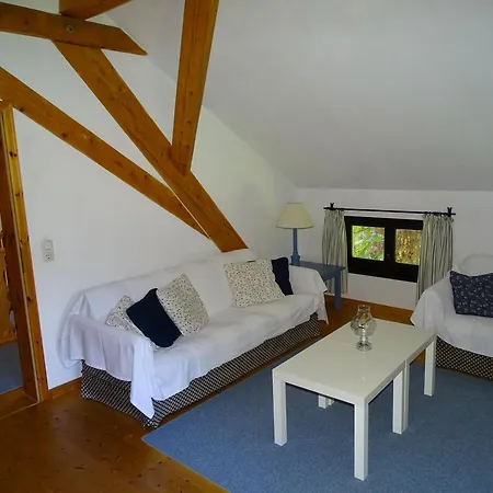 Fuer Vier Personen Mit Sitzgelegenheit Holiday home *