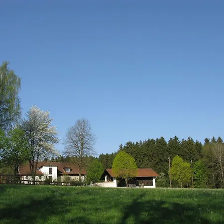 Holiday home Fuer Vier Personen Mit Sitzgelegenheit Schollnach