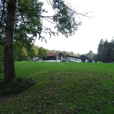 Holiday home Fuer Vier Personen Mit Sitzgelegenheit Schollnach